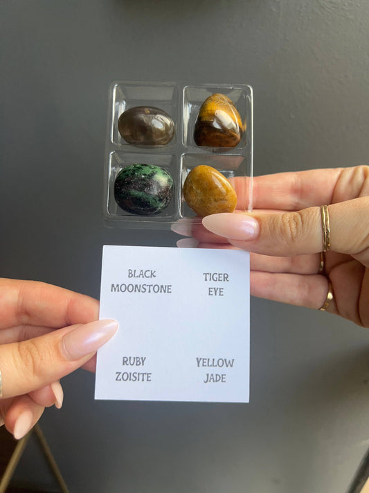 Leo Zodiac Tumbled Crystal Set - Confidence & Leadership
