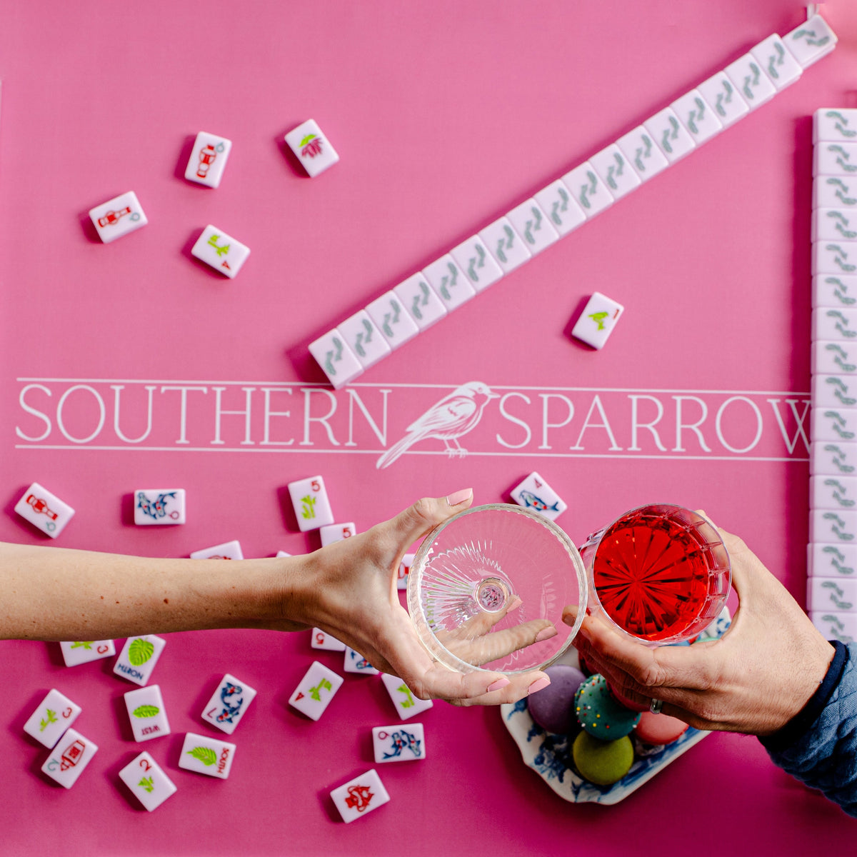 MAHJONG GAME MAT: LOGO IN PEONY PINK