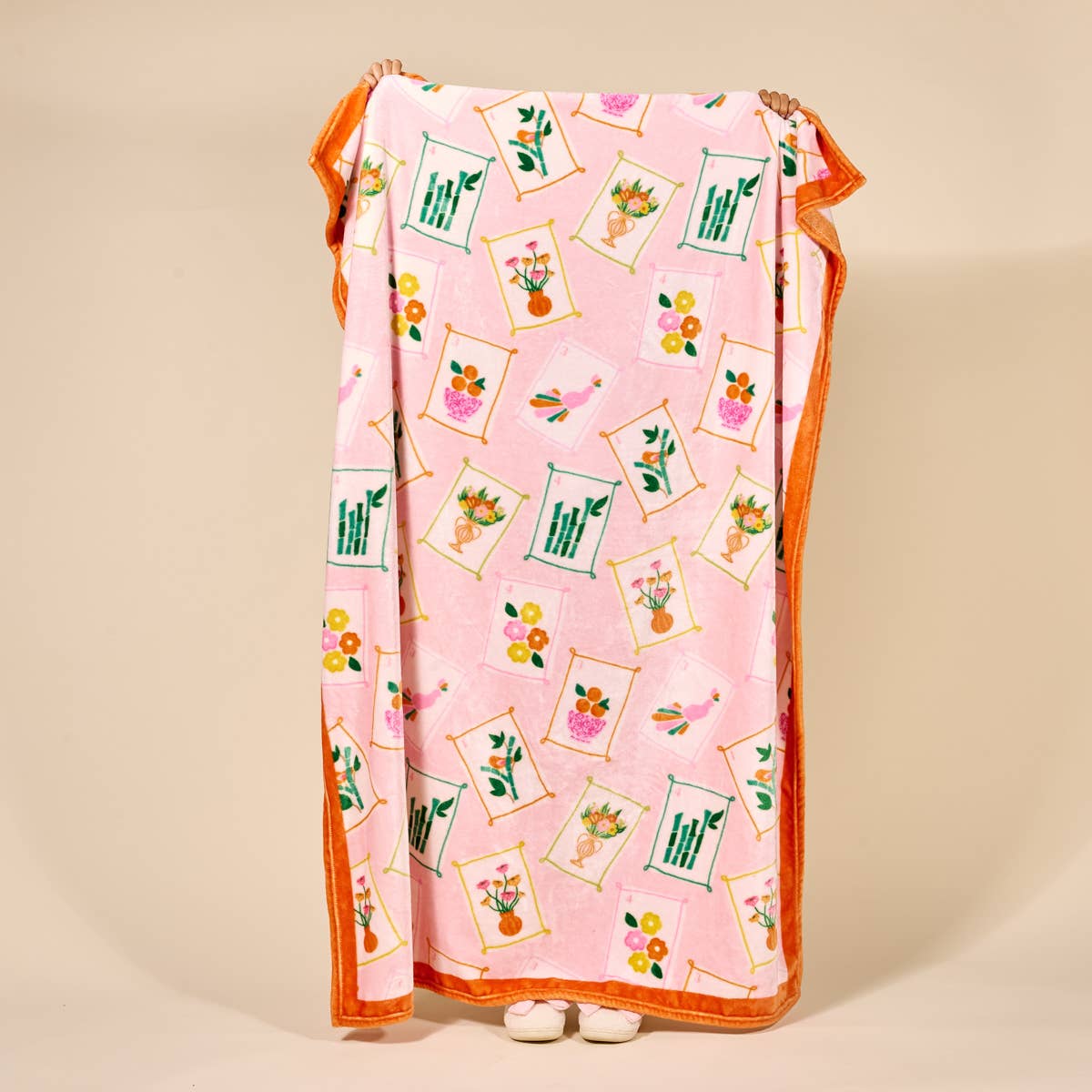 Snuggle Up Plush Blanket – It's Mahj Time