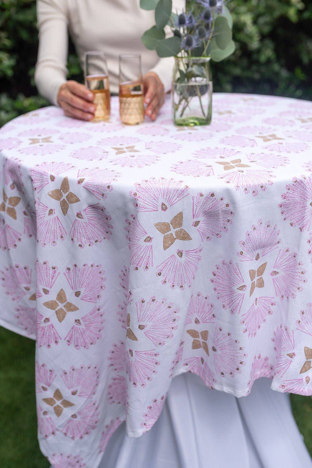Table Throw - Peacock Paradise, Pink & Gold