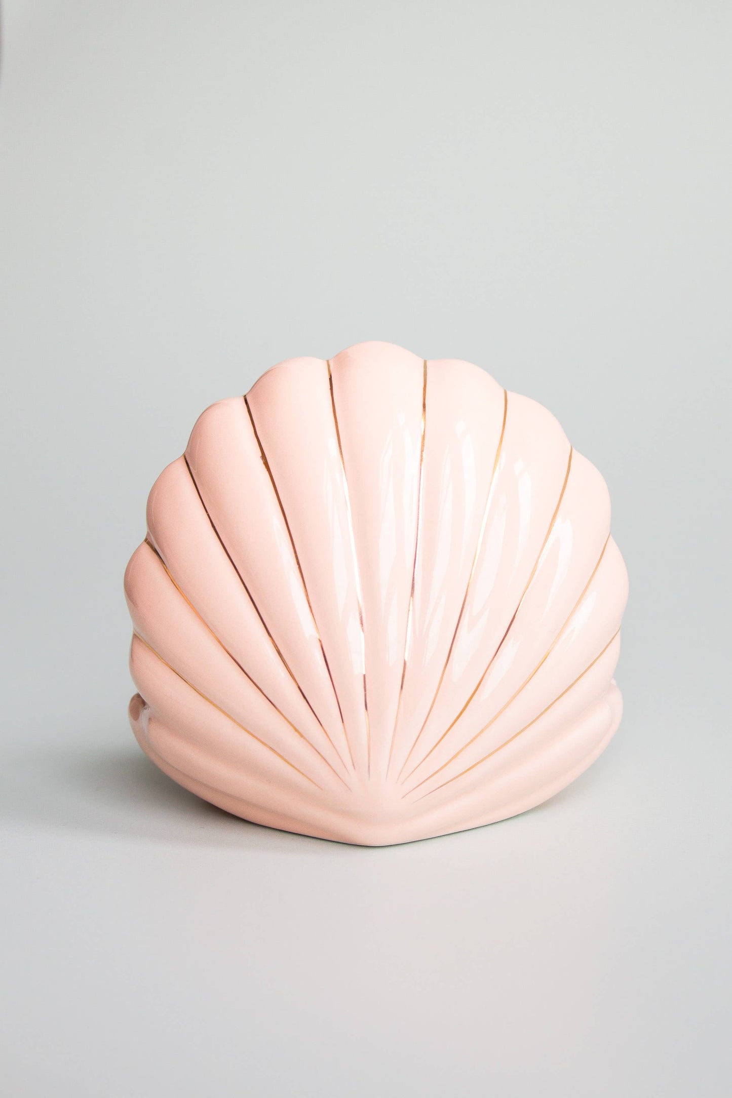 YVONNE ELLEN SHELL SALT & PEPPER SHAKERS