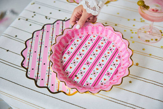 Boot Scoot Blooms Dinner Plates (10 ct)