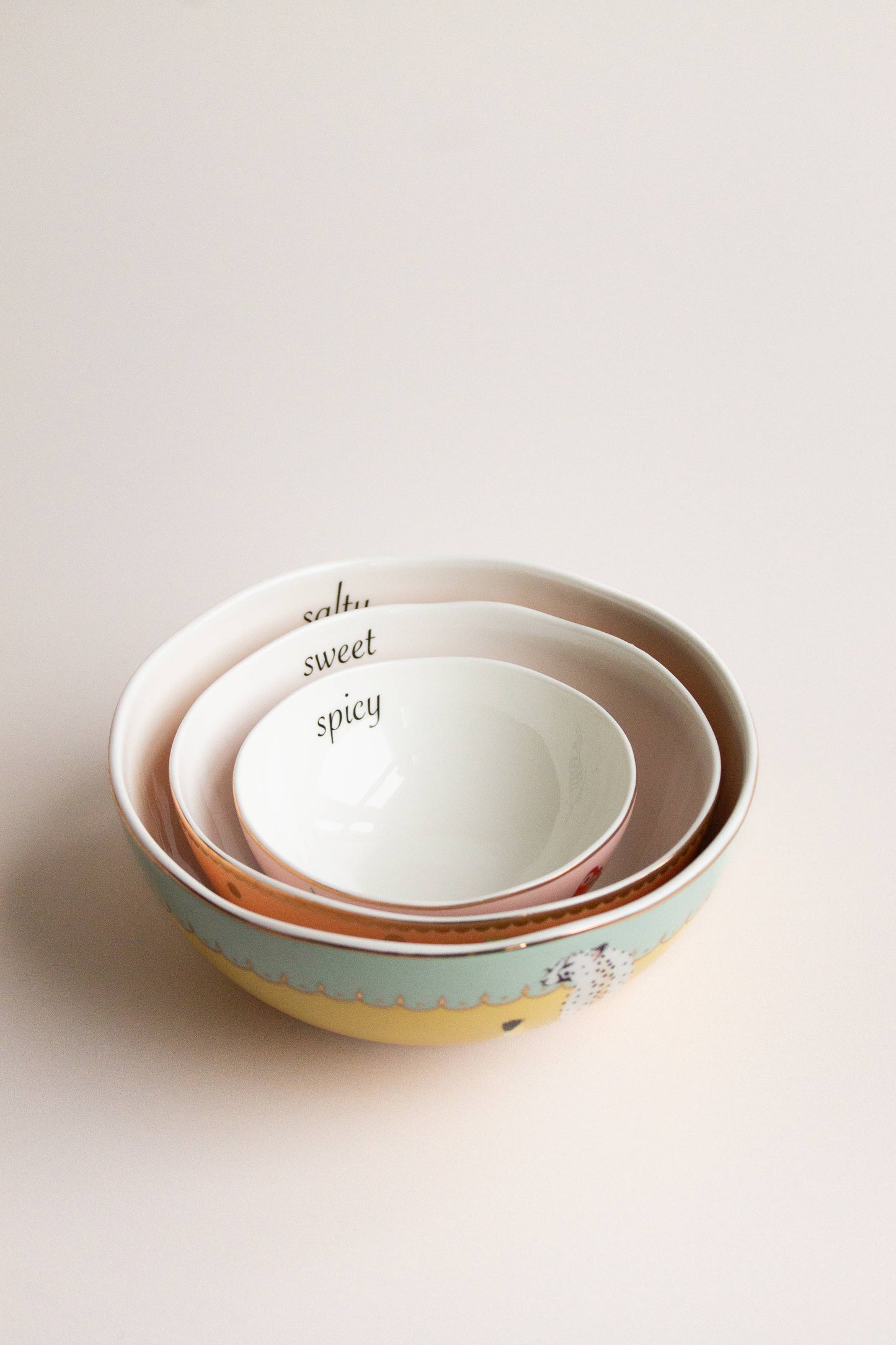 YVONNE ELLEN SET OF 3 NESTING BOWLS CHEETAH