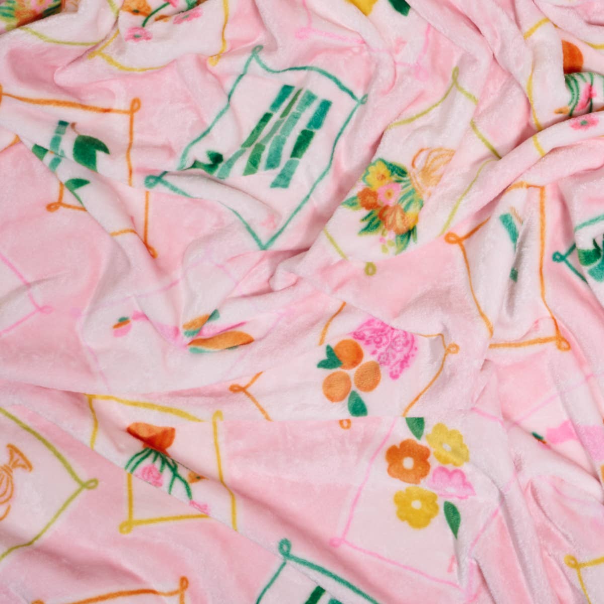 Snuggle Up Plush Blanket – It's Mahj Time