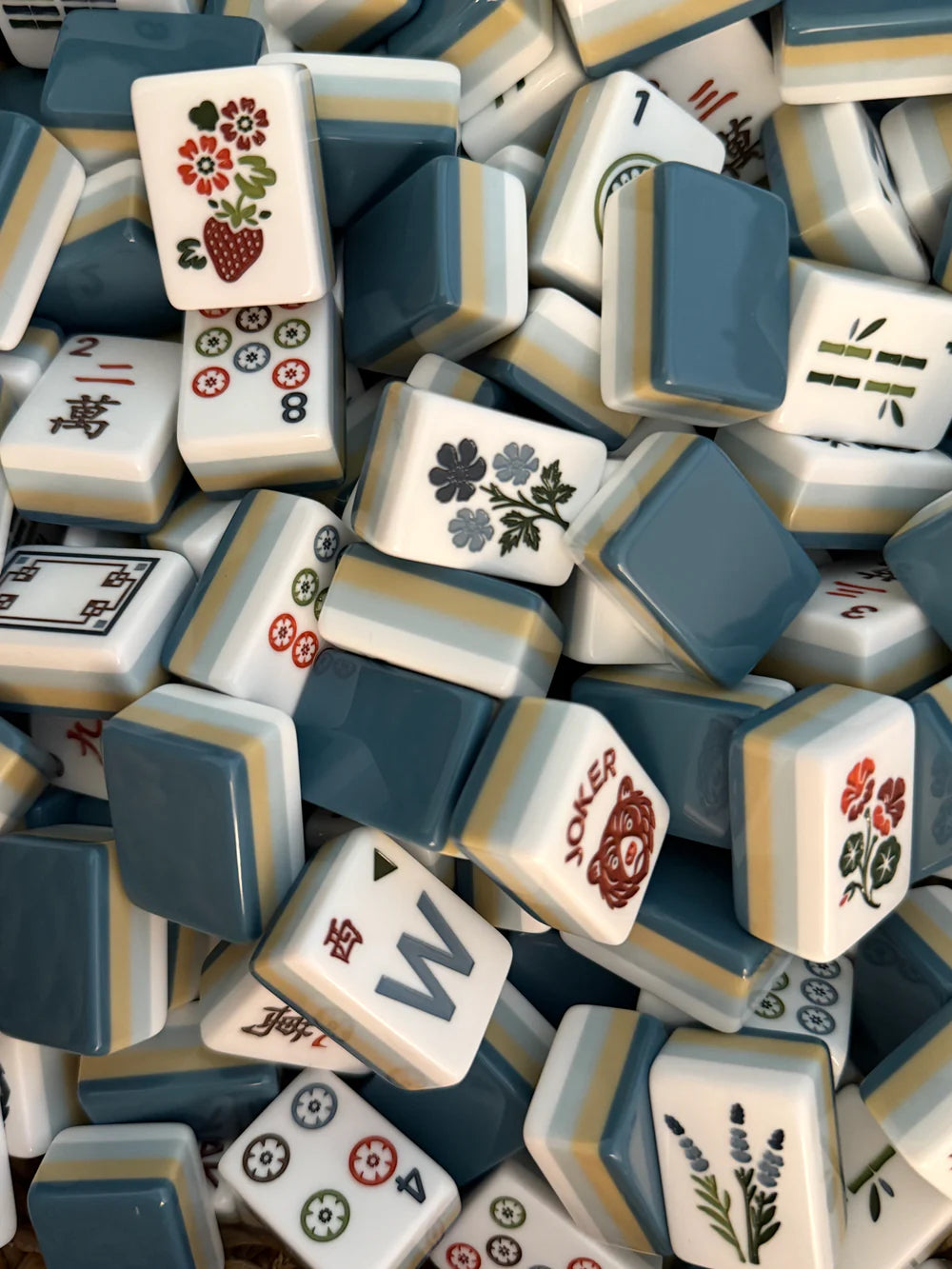 Mahjong Row & Co | Laken Tiles