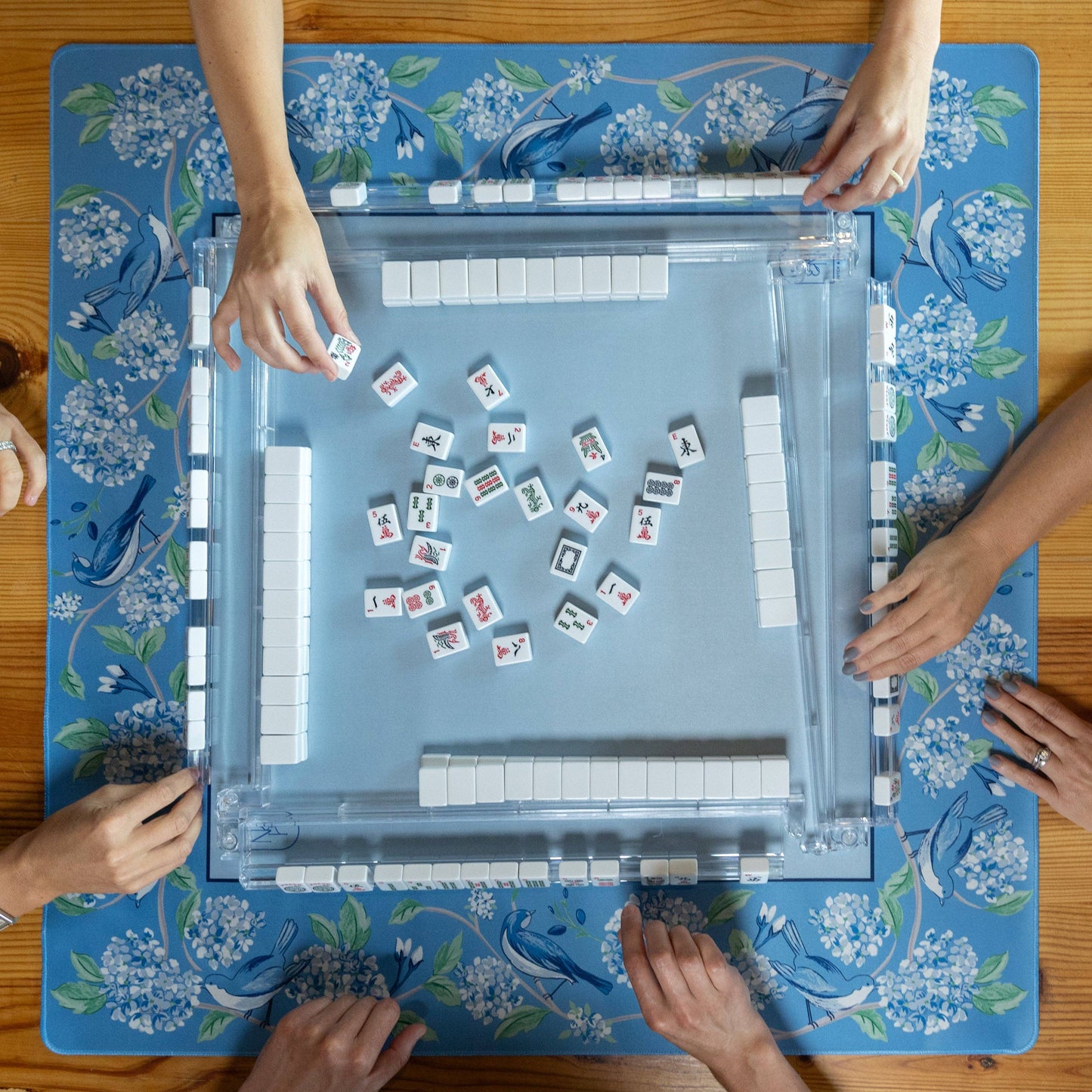 Hutch & Nook Mahjong Mat - Blue & White Bird