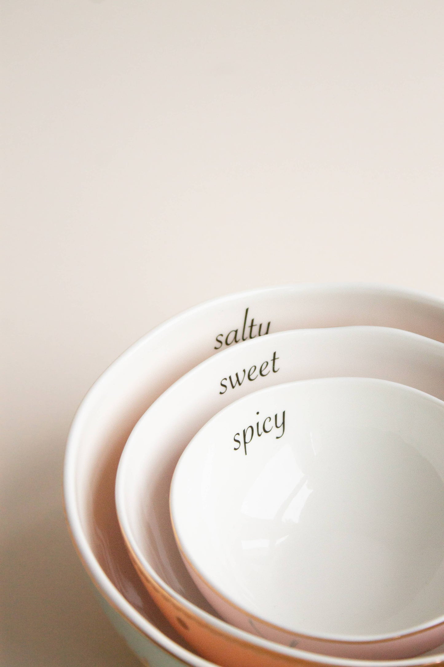 YVONNE ELLEN SET OF 3 NESTING BOWLS CHEETAH